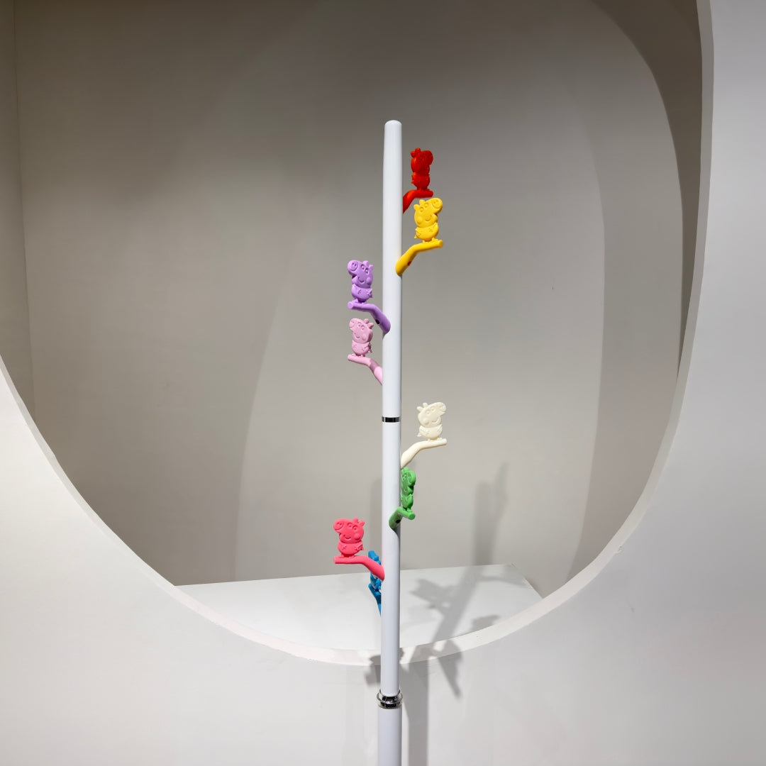 Peppa Clothes Hanging Stand for Kids - Fixturic