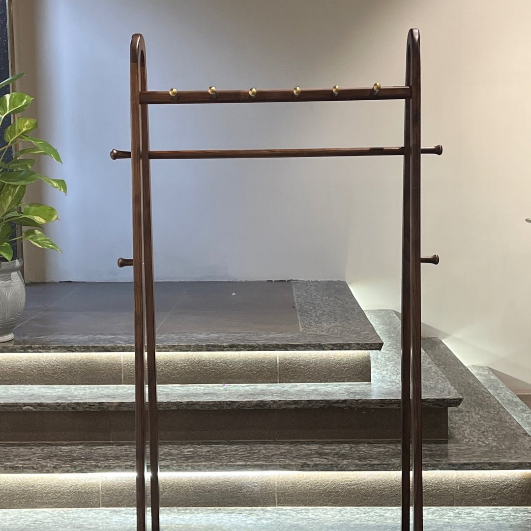 Inari Wooden Clothes Hanging Stand - Fixturic