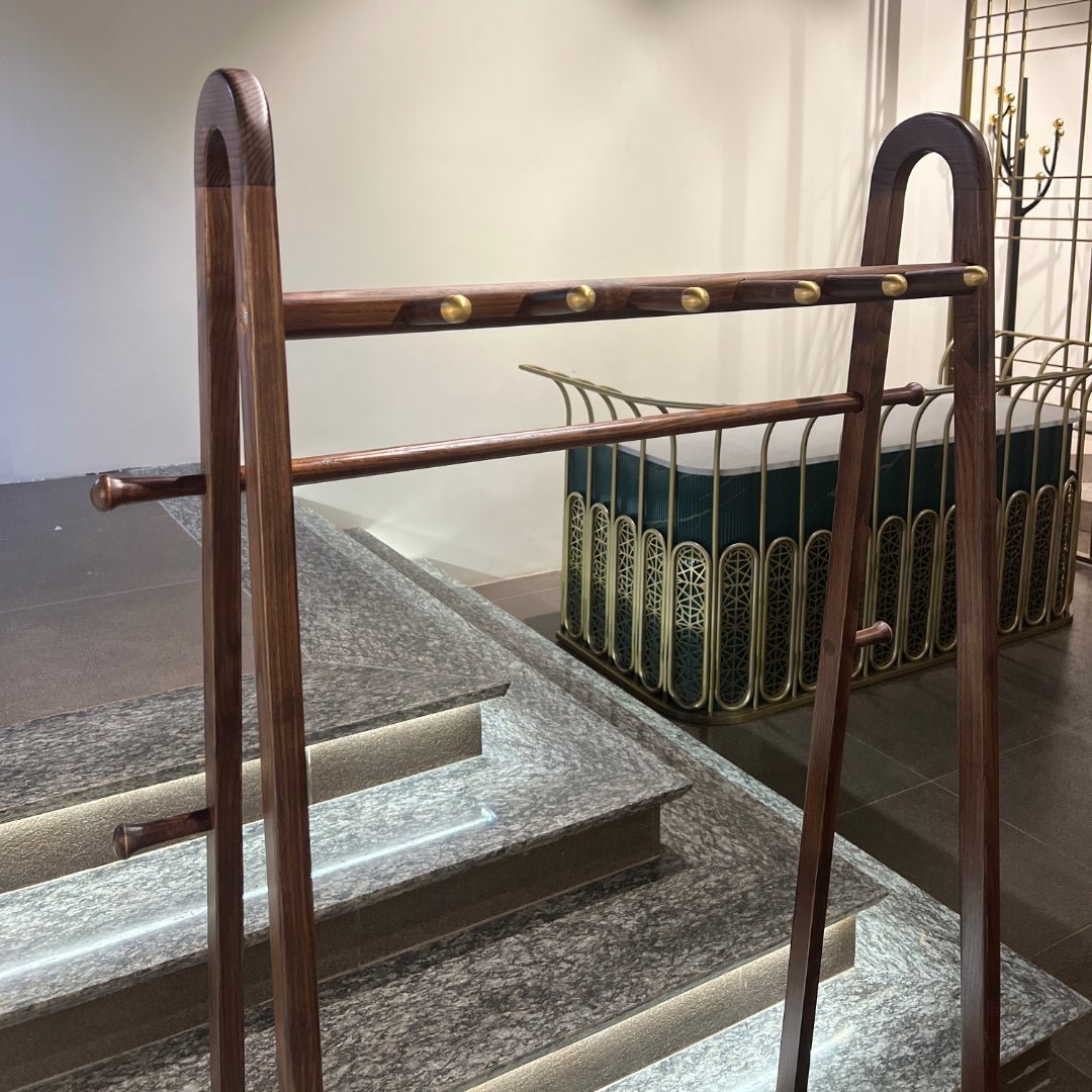 Inari Wooden Clothes Hanging Stand - Fixturic