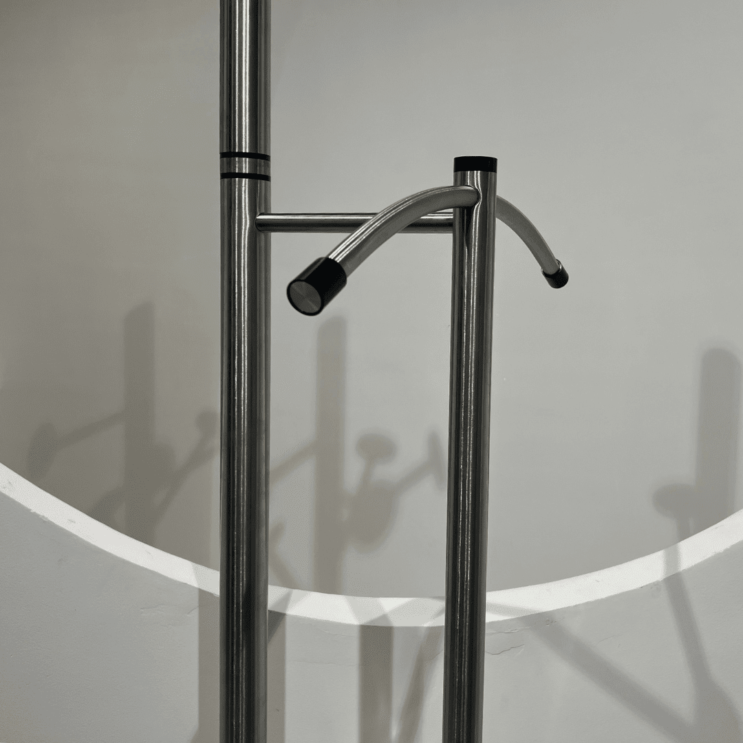 Odorin Clothes Valet Stand - Fixturic
