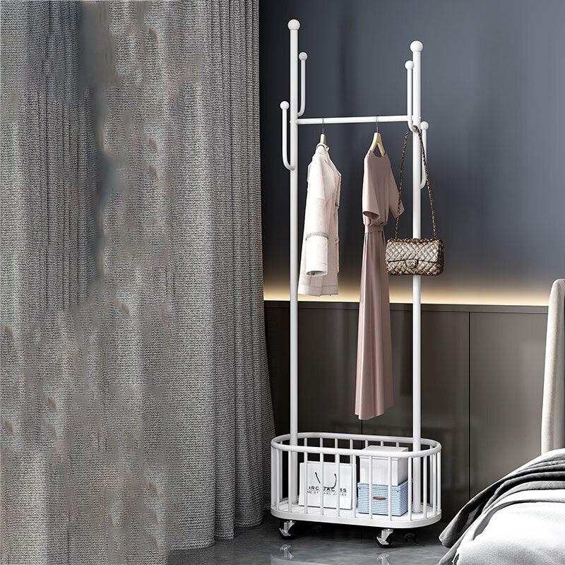 Manteau Display Stand - Fixturic