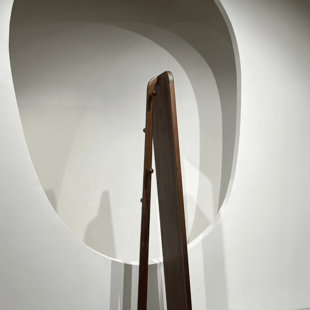 Mirame Rotating Mirror Stand - Fixturic